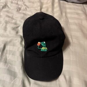 Black Baseball Cap with Embroidered Design